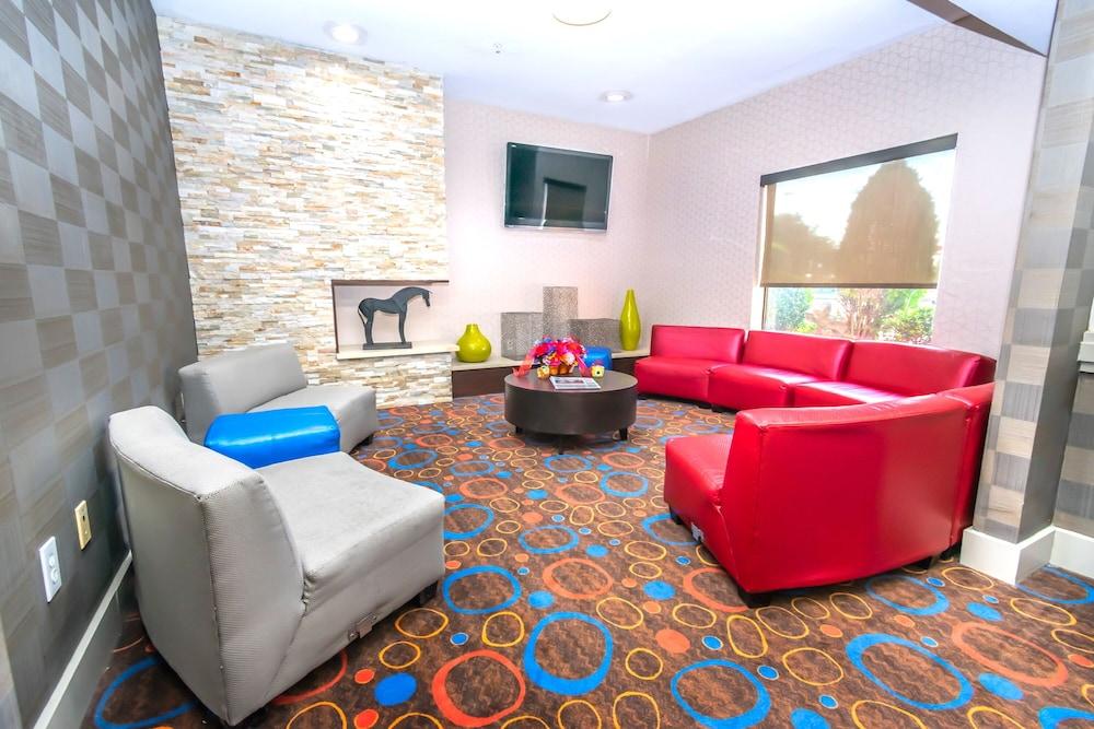 Econo Lodge Inn&Suites East Houston Esterno foto