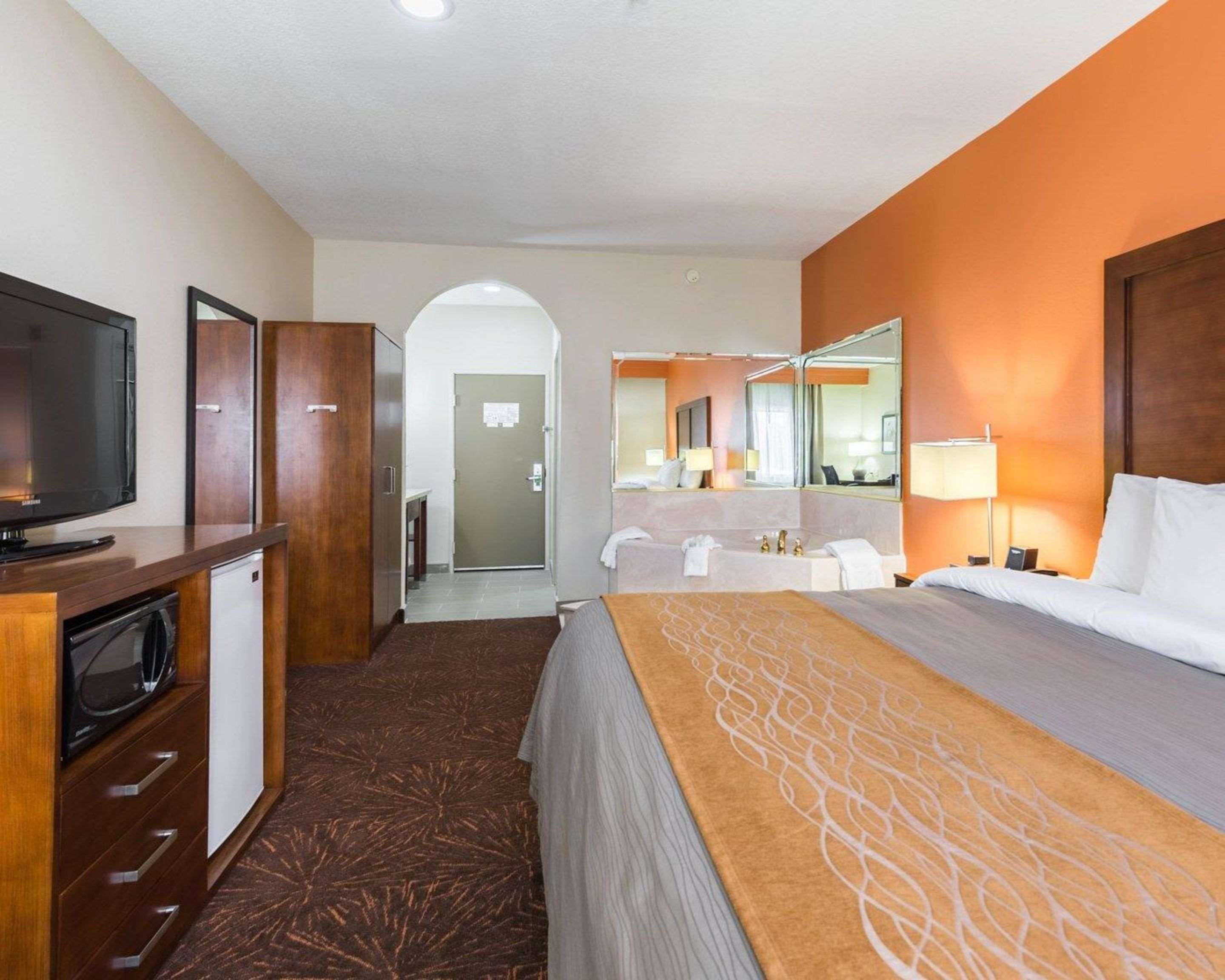 Econo Lodge Inn&Suites East Houston Esterno foto