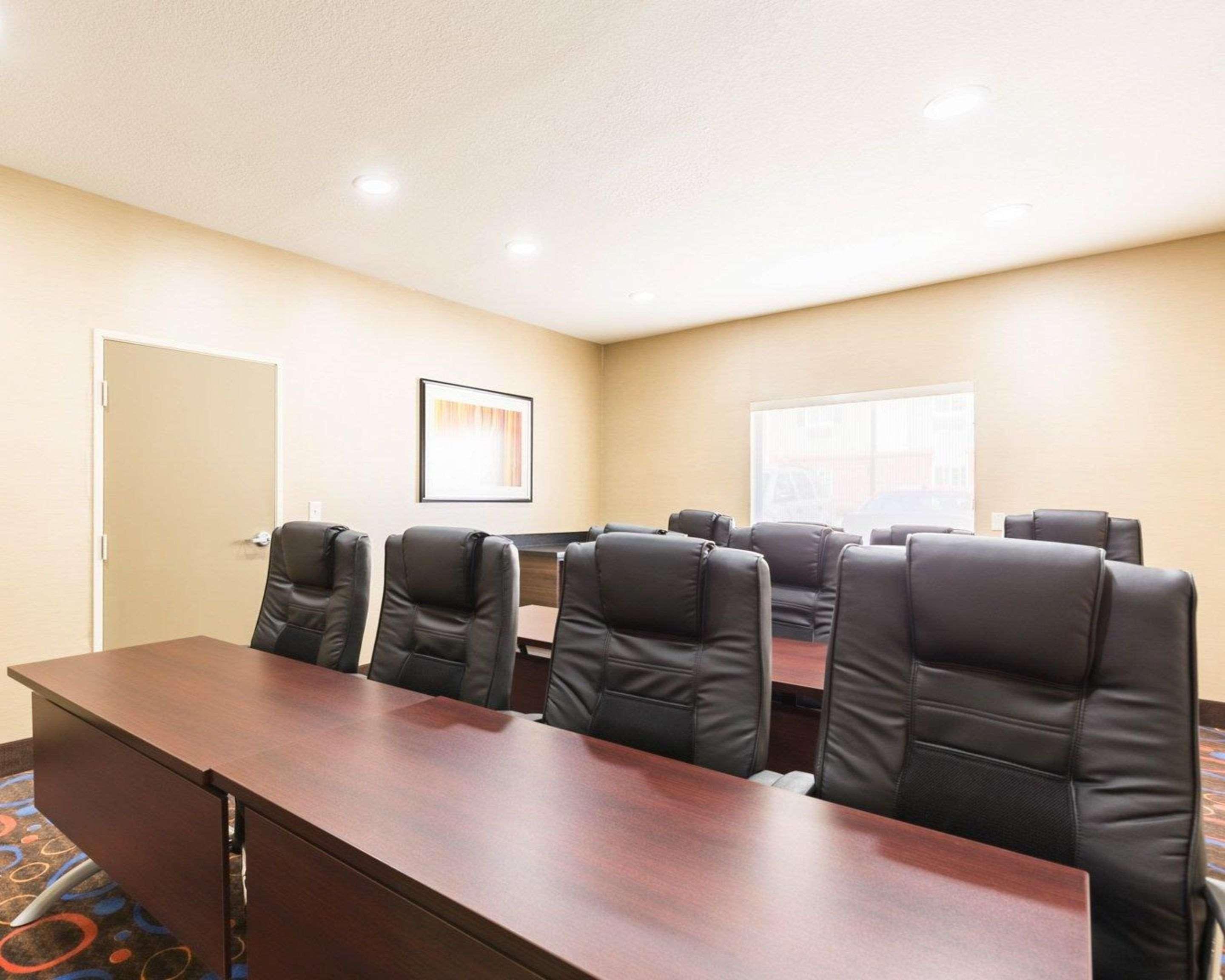 Econo Lodge Inn&Suites East Houston Esterno foto