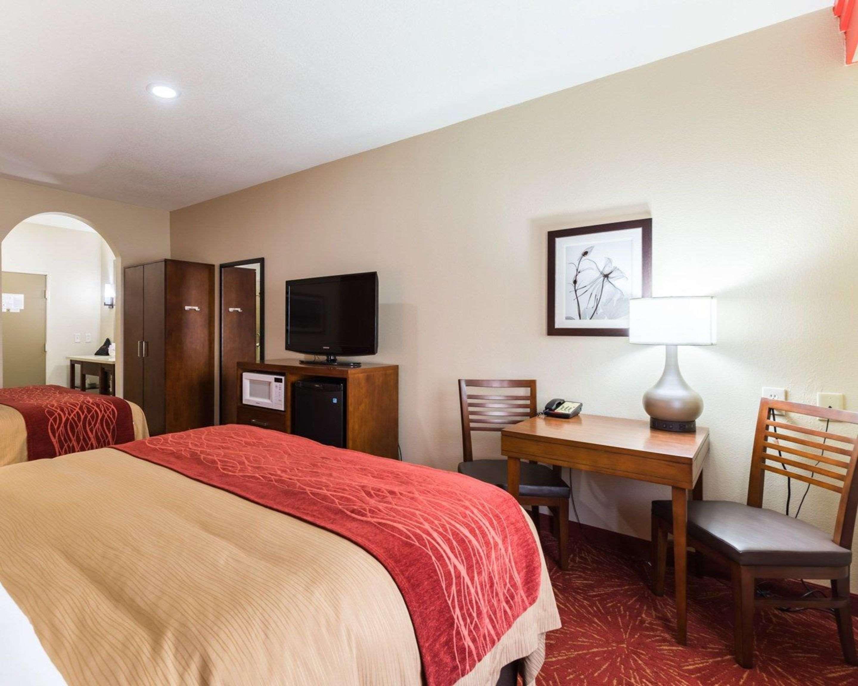 Econo Lodge Inn&Suites East Houston Esterno foto