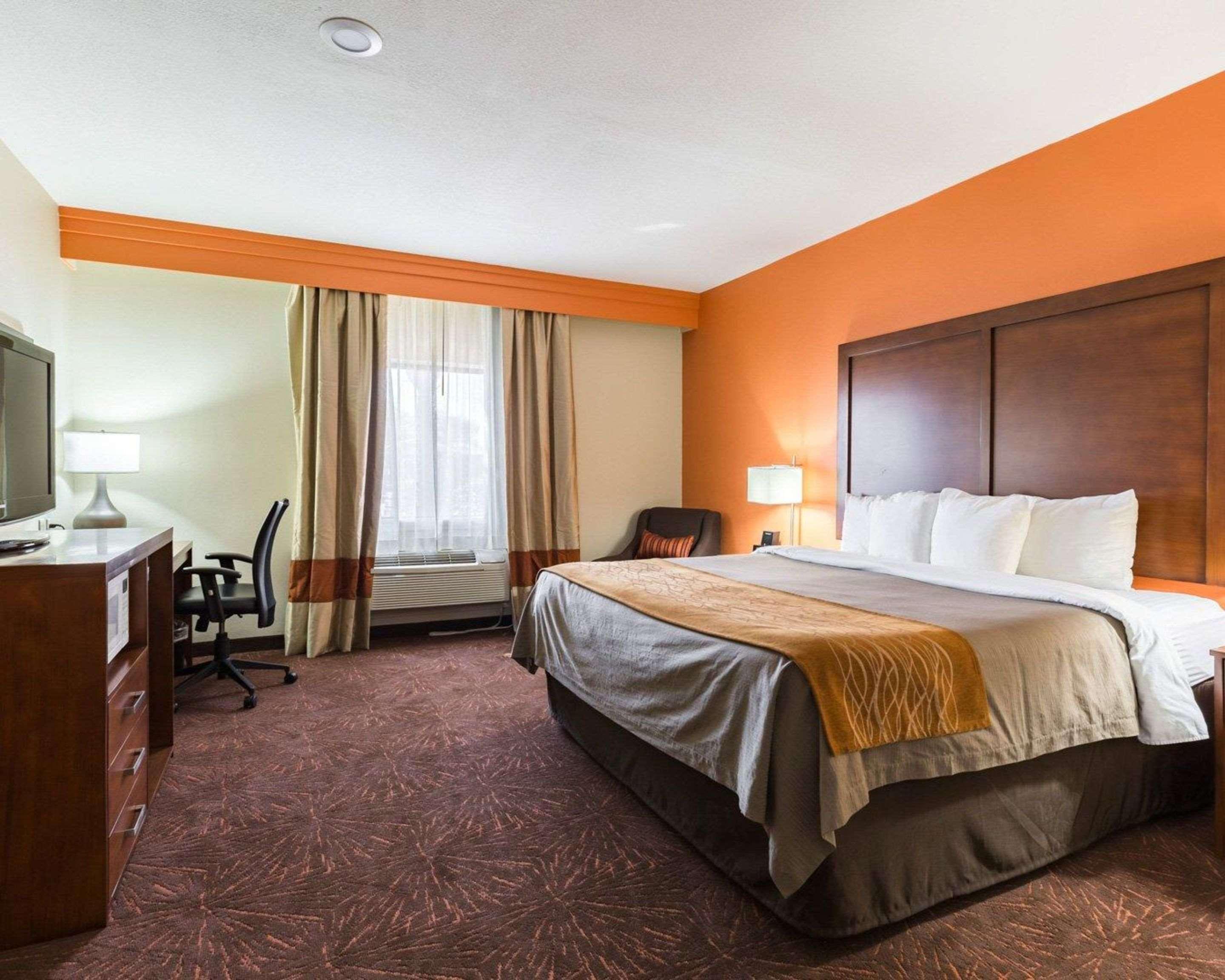 Econo Lodge Inn&Suites East Houston Esterno foto